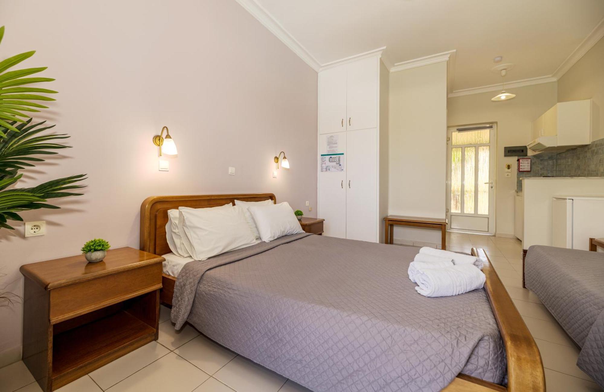 Sofia'S Hotel Kalamákion Eksteriør billede