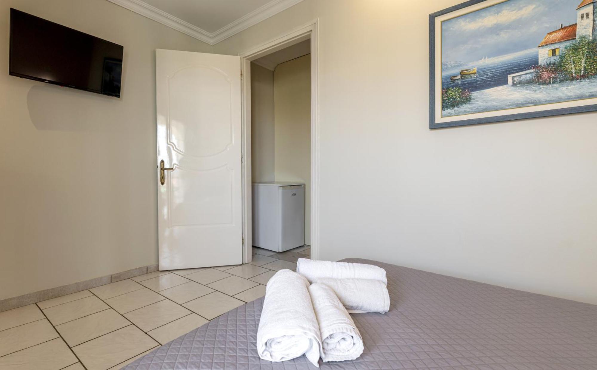 Sofia'S Hotel Kalamákion Eksteriør billede