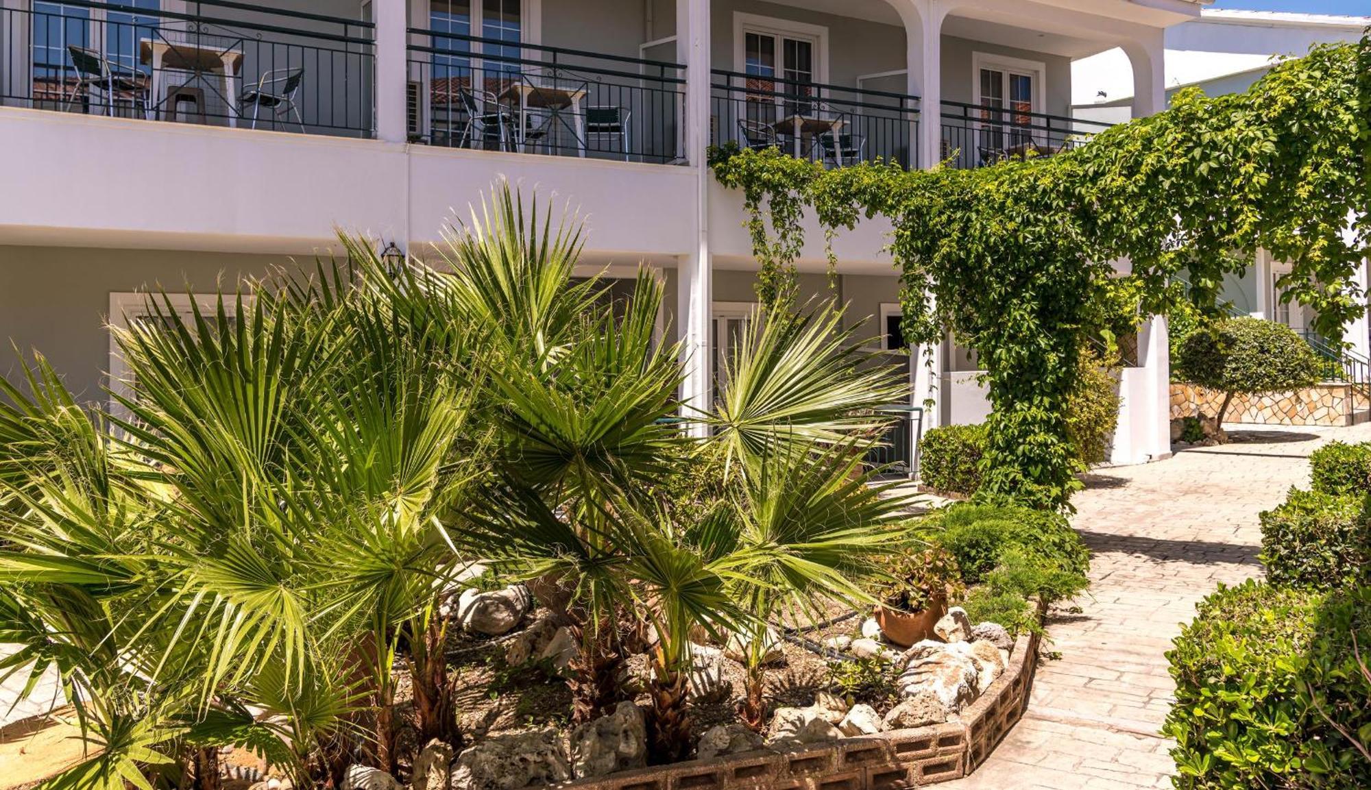 Sofia'S Hotel Kalamákion Eksteriør billede